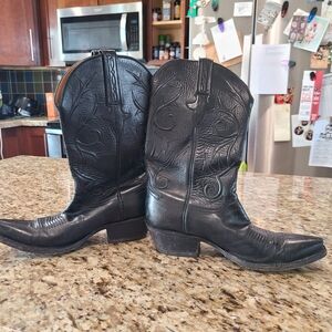 Men's Lucchese Black Leather Cowboy Boots size 7D
